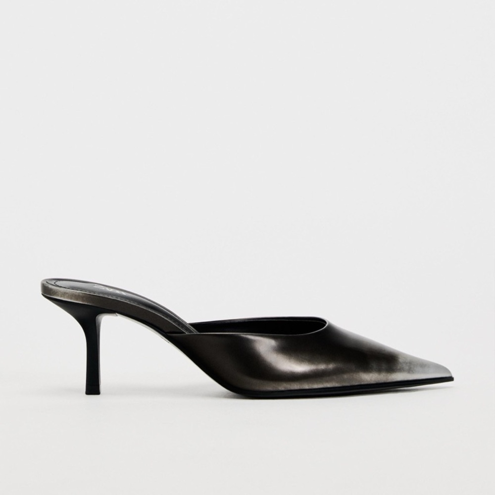 Zara distressed effect heeled mule